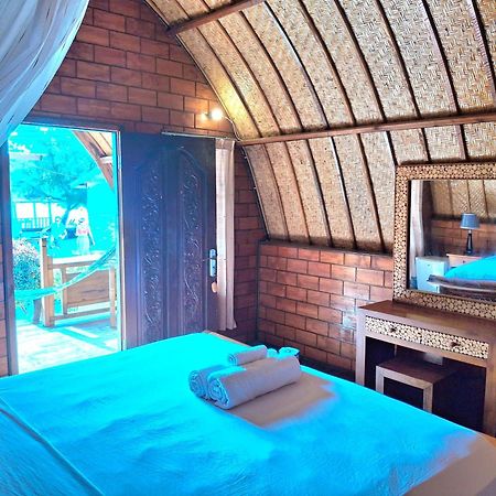 Gusung Indah Bungalow Gili Air Dış mekan fotoğraf