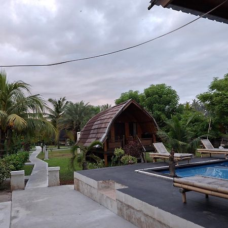Gusung Indah Bungalow Gili Air Dış mekan fotoğraf